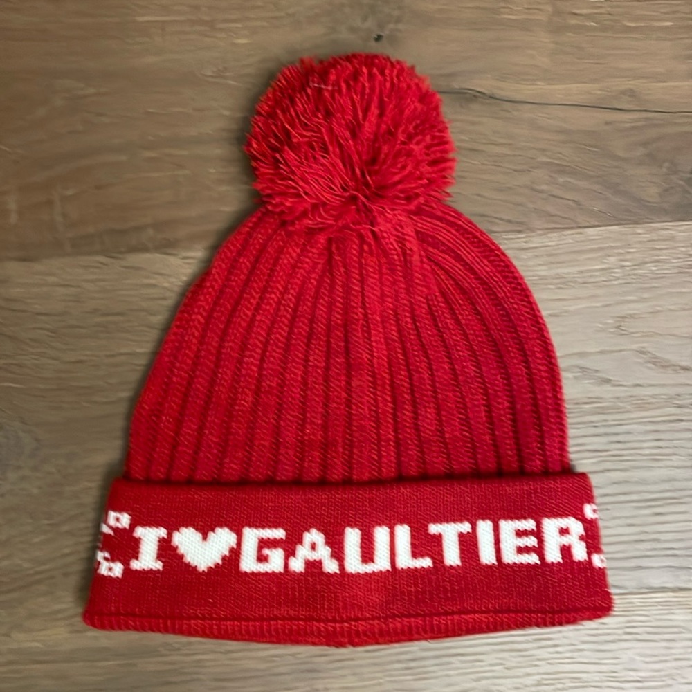 NWOT JPG Red Knit I Heart Gaultier Unisex Winter Snow Hat Beanie